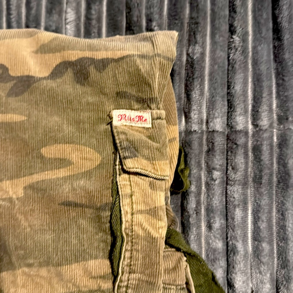 “Miss Me” corduroy camouflage, utility pants size S/26 waist 9” H leg 11” W - Picture 7 of 8